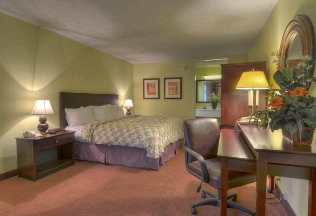 Clarion Inn Brunswick Pokój zdjęcie