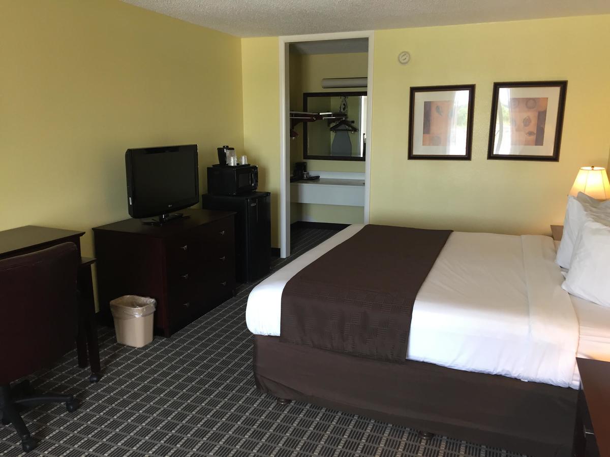 Clarion Inn Brunswick Zewnętrze zdjęcie