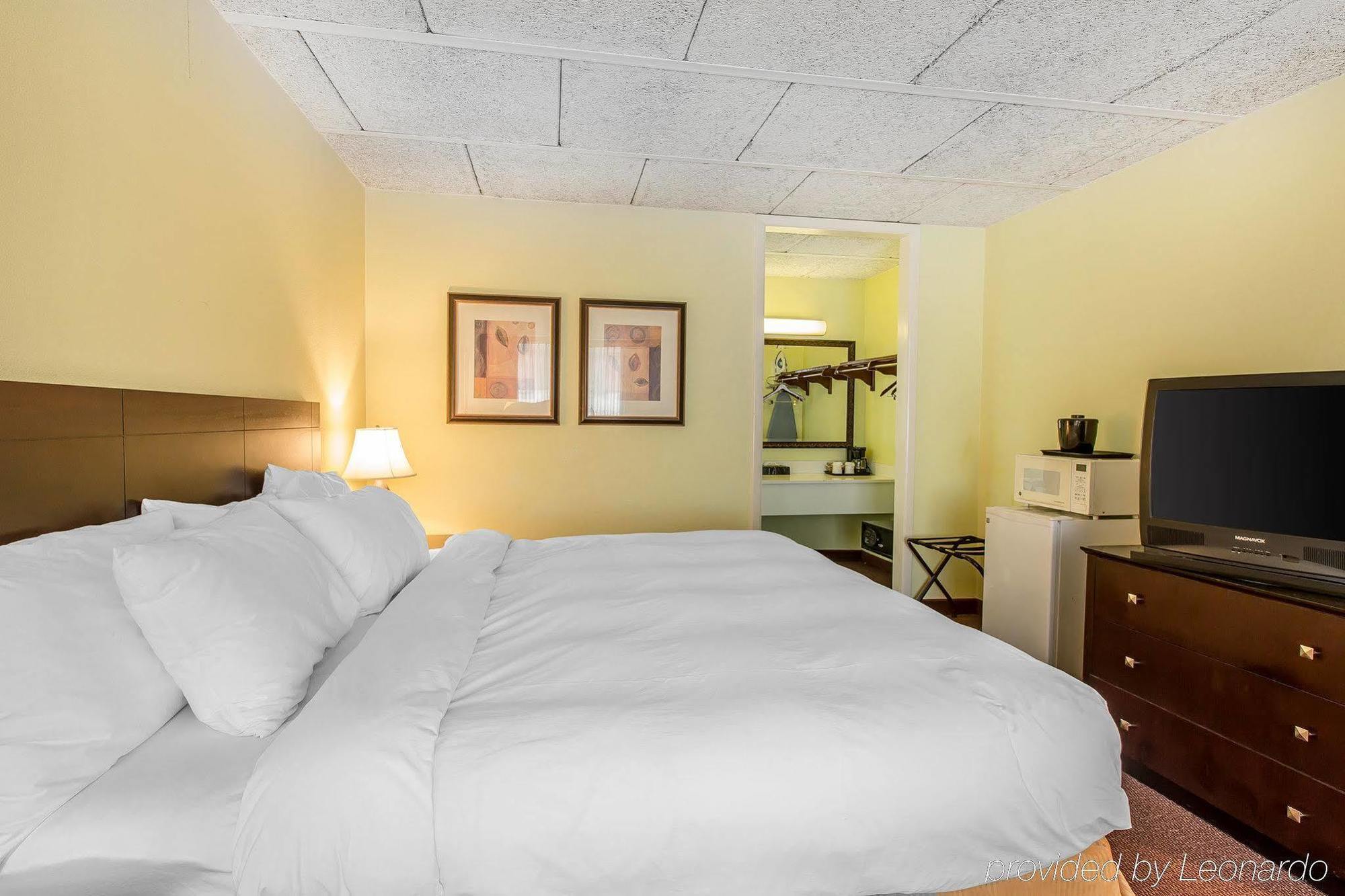 Clarion Inn Brunswick Zewnętrze zdjęcie
