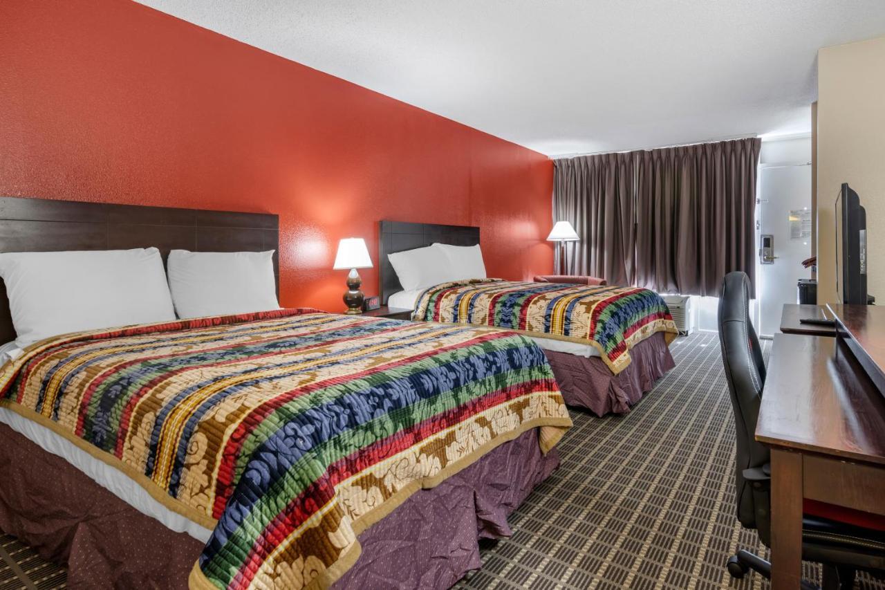 Clarion Inn Brunswick Zewnętrze zdjęcie